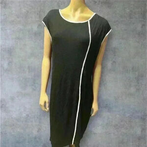 Neiman Marcus Women's Black Shift Dress with White Trim Size XL Casual & Elegant